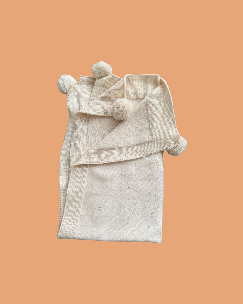 First blanket · Marfil